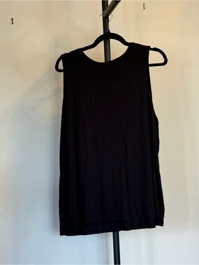 3/$10 Women's Black Sleeveless Tank Top